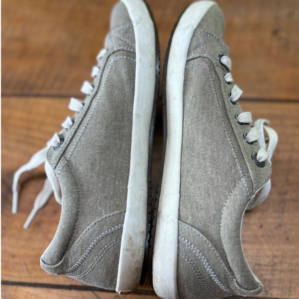Taos Footwear these shoes